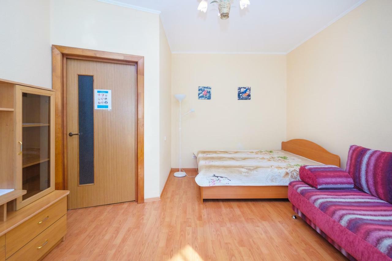 NSK-Kvartirka, Gorskiy Apartment, 67 Novosibirsk Dış mekan fotoğraf